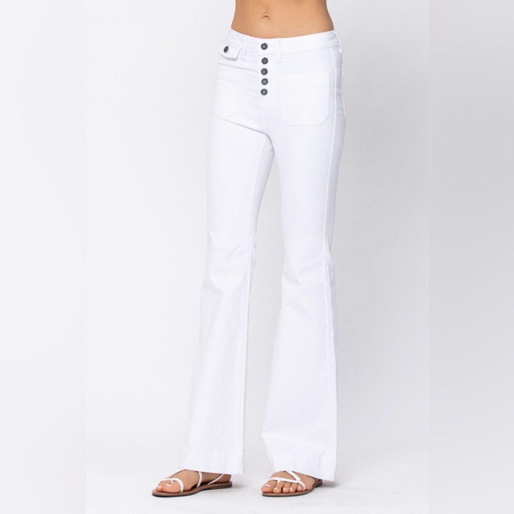 NEW Judy Blue High Rise White Button Fly Patch Pocket Flare Jeans Size 9/29